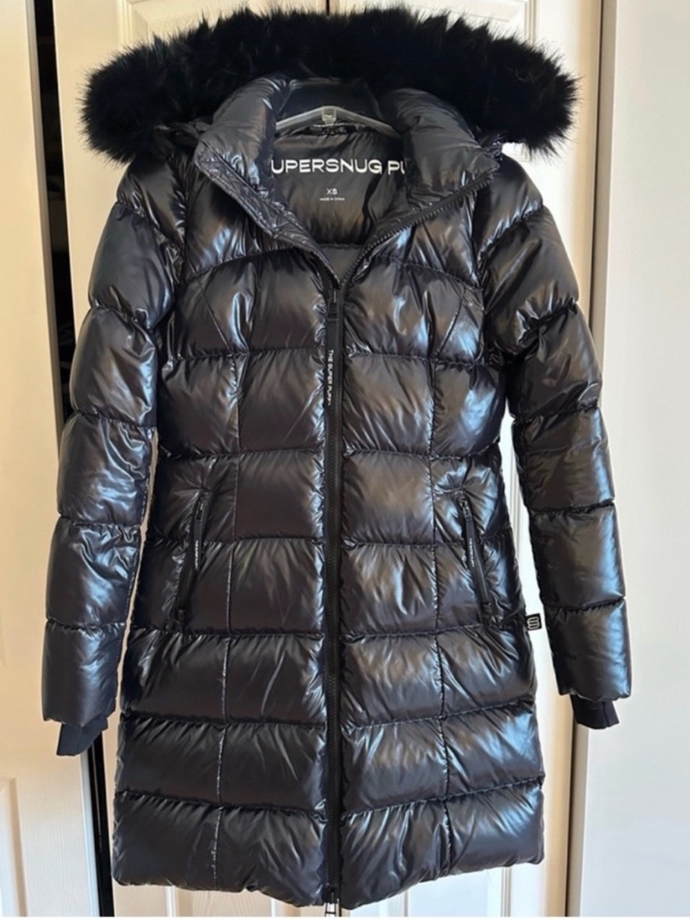 Aritzia Black Super Snug Puff Coat with Fur Hood